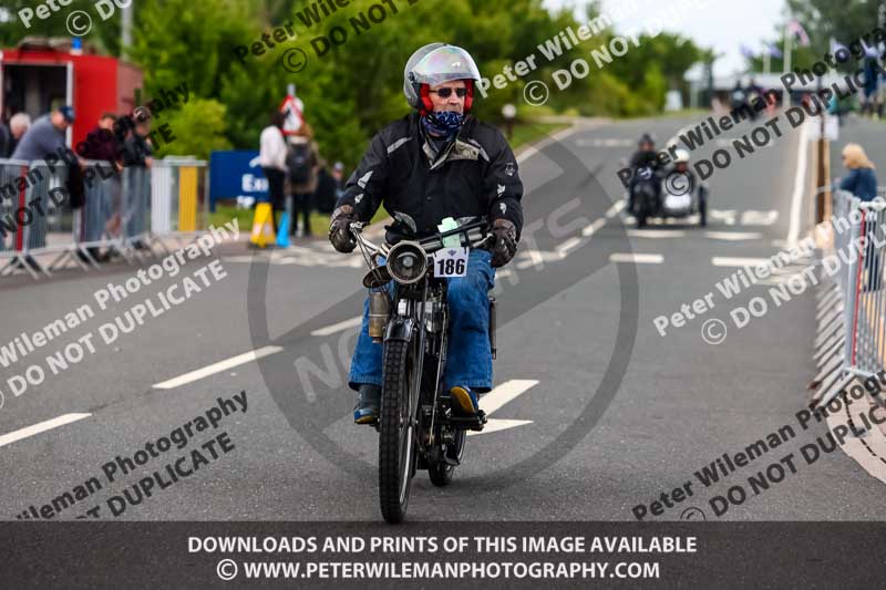 Vintage motorcycle club;eventdigitalimages;no limits trackdays;peter wileman photography;vintage motocycles;vmcc banbury run photographs